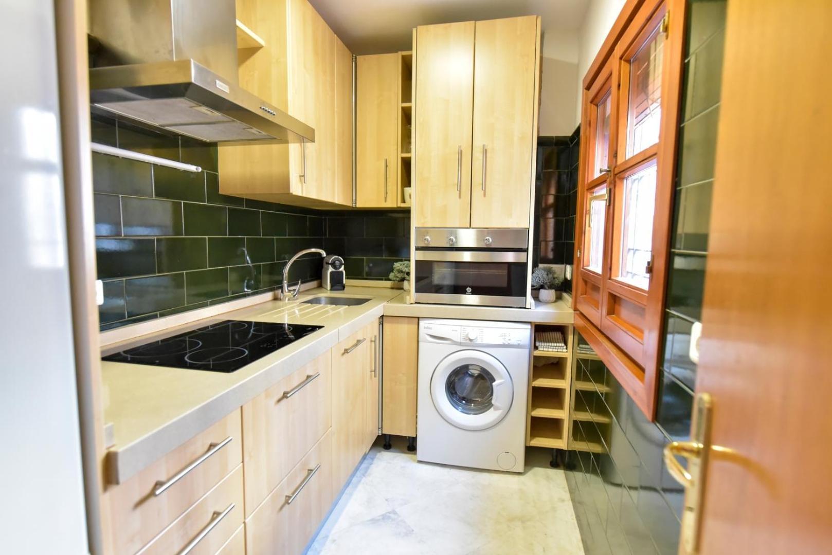 New! Luxury Design With Free Parking Apartamento
