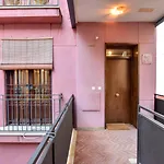 New! Luxury Design Apartment With Free Parking